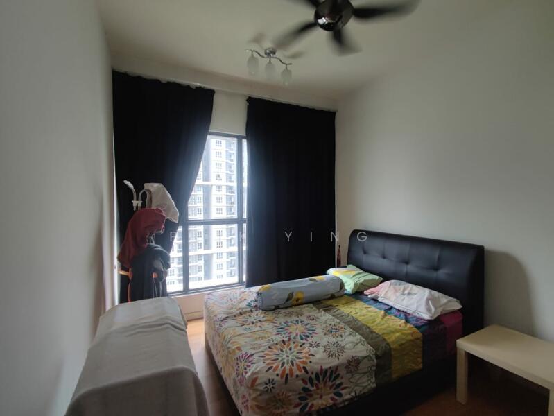 Bedroom features: queen-size bed with colorful bedding, black upholstered headboard, 2 bedside tables, floor-to-ceiling window, blackout curtains, ceiling fan, wooden flooring, decorative throw pillows; style: modern; view: city.