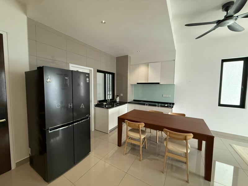 Kitchen features: black double-door fridge, white cabinetry, light grey backsplash, black countertop, stainless-steel sink, chrome pull-down faucet, 4-burner gas hob, built-in oven, pendant light, ceiling fan, dining table with wooden legs, 4 wooden dining chairs, cream tiled flooring, floor-to-ceiling windows; style: modern.