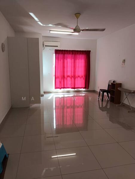 Living features: white painted walls, glossy ceramic tile flooring, 5-blade ceiling fan, air conditioning unit, large window with sheer curtains, red curtain, wooden chair, folding table; style: modern.