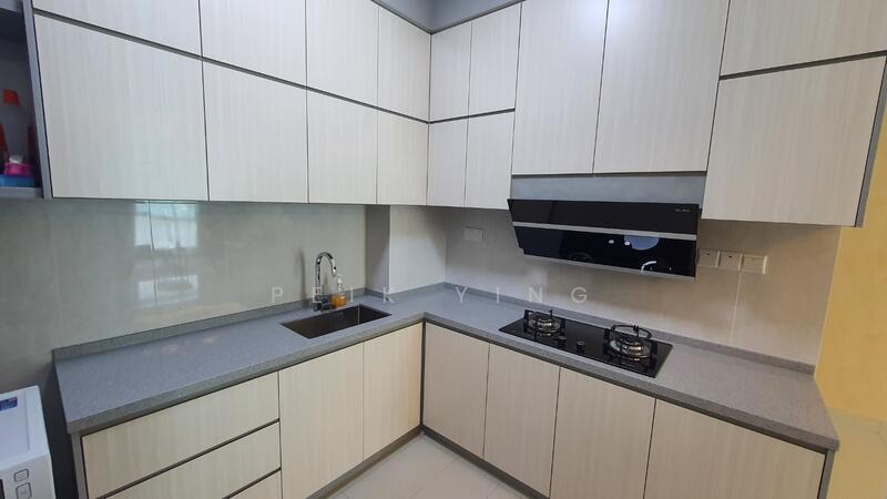 Kitchen features: light wood cabinetry, grey countertop, single-bowl stainless-steel sink, chrome pull-down faucet, built-in gas hob with two burners, exhaust hood, white tiled backsplash, white walls, ceramic tile flooring, under-cabinet lighting; style: modern.