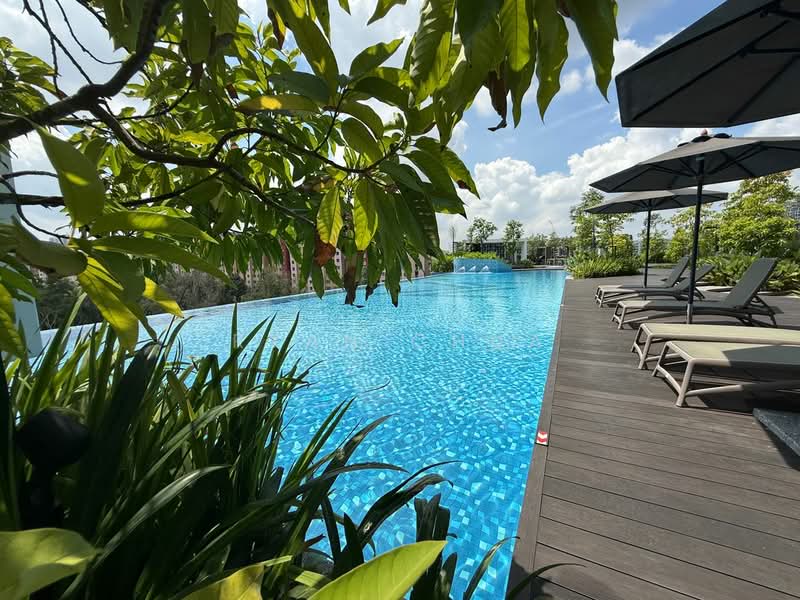 Exterior type: swimming pool deck; features: infinity pool, pool deck with loungers, tropical landscaping, potted plants, sun umbrellas, wooden decking, clear blue water, surrounded by greenery; style: modern.