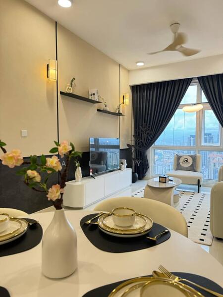 Met 1 Residences, Dutamas — view 1 of 5 in Jalan Boulevard — for Rent