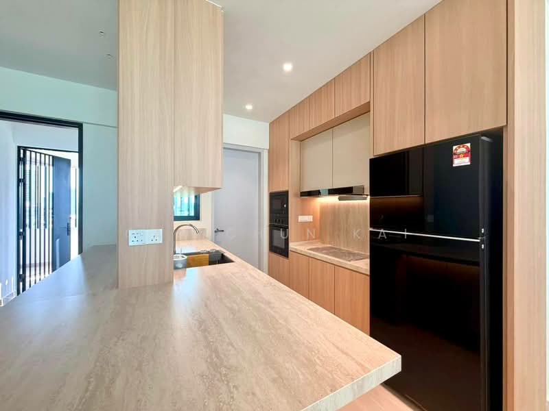 Kitchen features: laminate cabinetry in light wood finish, black refrigerator, built-in oven, stainless-steel sink, chrome pull-down faucet, quartz countertop, tile backsplash, pendant lighting, open layout with breakfast bar; style: modern.