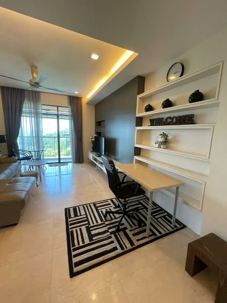 Living features: 5-blade ceiling fan with light, sofa in beige leather, coffee table, TV console, wall-mounted TV, area rug with geometric pattern, floor-to-ceiling windows, curtains, decorative wall shelf, desk with chair, wall clock; style: modern; view: garden.