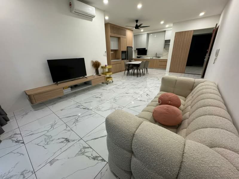 Living features: beige fabric sofa, 2 decorative pillows in pink, wall-mounted TV, light wood TV console, marble tile flooring, recessed LED downlights, 5-blade ceiling fan, open-plan layout to kitchen, dining table with chairs, kitchen cabinetry in light wood; style: modern.