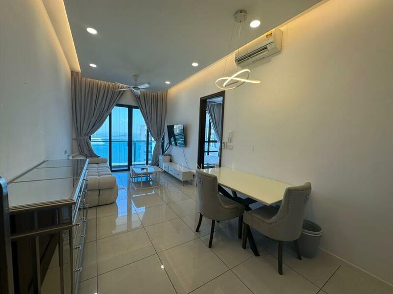 Queens Residences Q2 @ Queens Waterfront, Bayan Lepas — view 1 of 5 in Persiaran Bayan Indah — for Rent