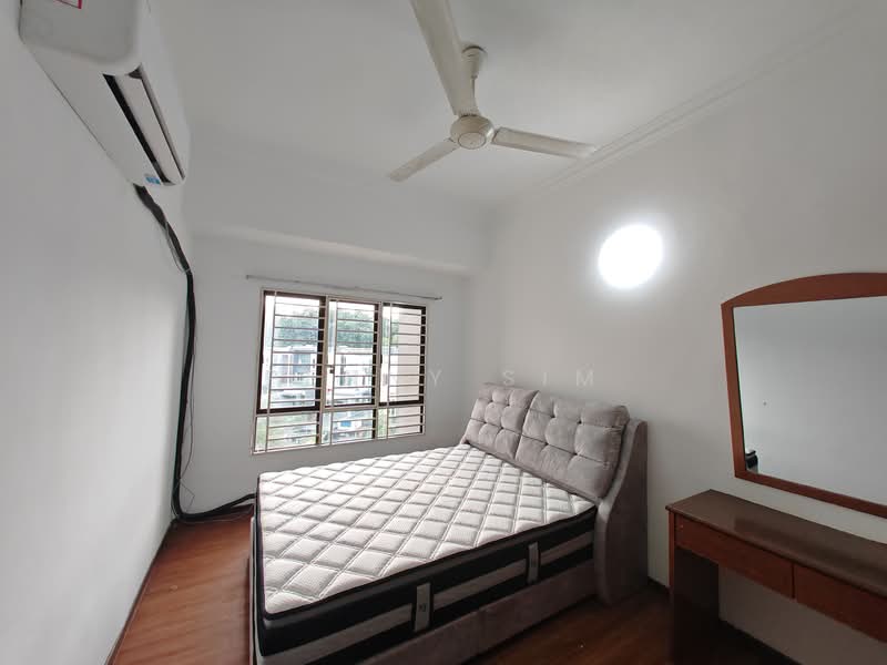 Bedroom features: queen-size bed, upholstered headboard, wooden flooring, wall-mounted split AC, 5-blade ceiling fan, window with wooden grille, mirror on dresser, dressing table, natural light from window, white painted walls; style: modern.