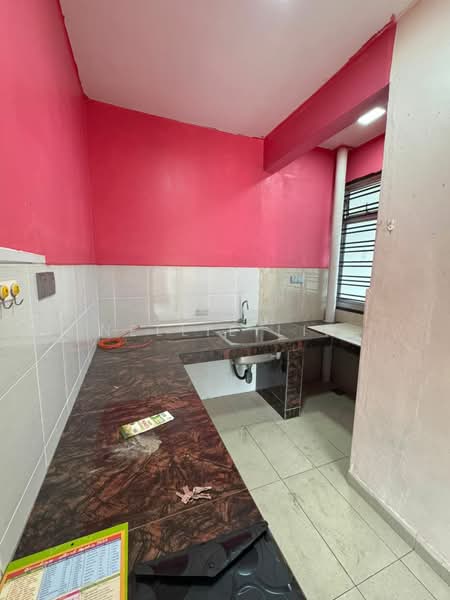 Kitchen features: pink painted walls, brown marble countertop, white tiled backsplash, single-bowl stainless-steel sink, chrome faucet, window with horizontal blinds, floor tiles, kitchen cabinetry, wall-mounted hooks; style: modern.