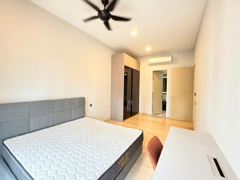 Bedroom features: queen-size bed, upholstered headboard, wood flooring, 5-blade ceiling fan, wall-mounted air conditioning unit, built-in wardrobe with sliding doors, desk with chair, neutral painted walls, recessed lighting; style: modern.