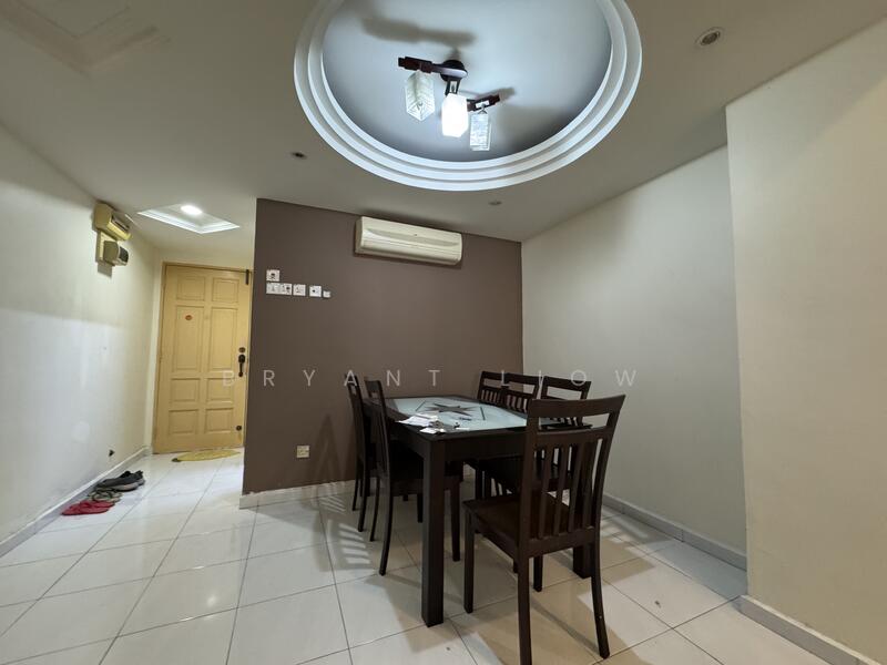 Dining features: white painted walls, cream accent wall, white tiled flooring, round ceiling with recessed lighting, 5-blade ceiling fan, dining table with glass top, 6 wooden dining chairs, wall-mounted air conditioning unit, door leading to hallway, shoe rack near entrance; style: modern.