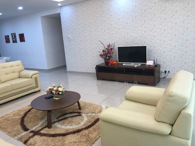 Living features: cream leather sofa, 2-seater leather sofa, 3-seater leather sofa, round coffee table, area rug with circular pattern, wall-mounted TV, wood TV console, decorative flower arrangement, light-colored walls, recessed downlights, tile flooring; style: modern.