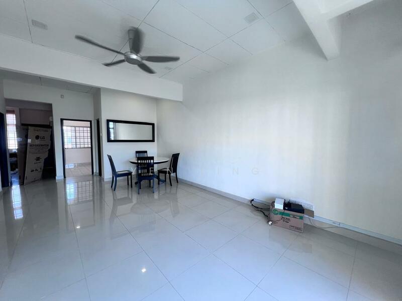 Living features: white painted walls, polished ceramic tile flooring, 5-blade ceiling fan, dining table with four chairs, large mirror on wall, natural light from windows, open layout, corner with boxes; style: modern.