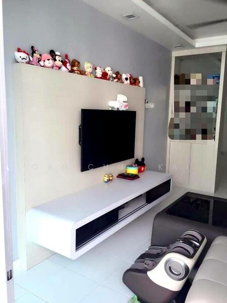 Living features: white painted walls, light grey accent wall, white floating TV console, wall-mounted TV, decorative shelf with stuffed toys, black leather sofa, recliner sofa, white tiled flooring, recessed ceiling lights; style: modern.
