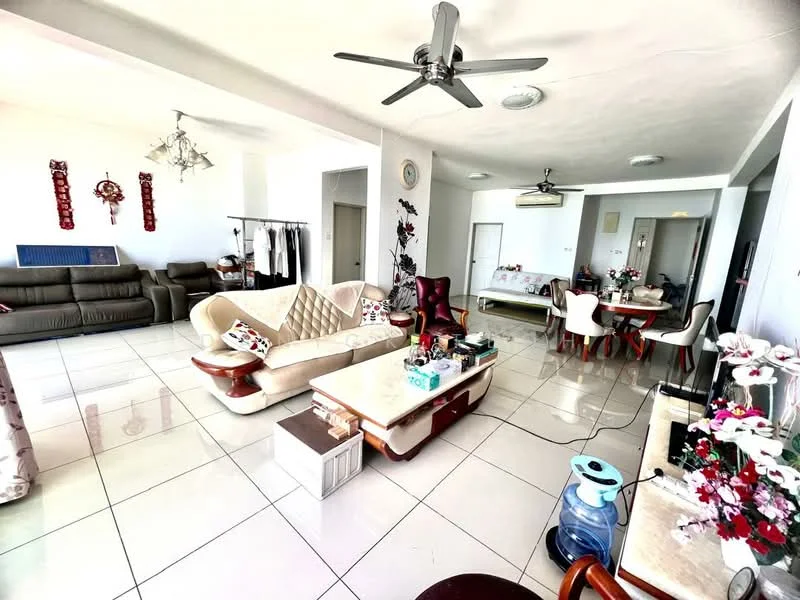 Living features: white painted walls, glossy tile flooring, 5-blade ceiling fan with light, sofa with cream upholstery, coffee table with marble top, TV console, dining table with chairs, decorative wall art, floor lamp, open layout, natural light from windows, decorative plants; style: modern.
