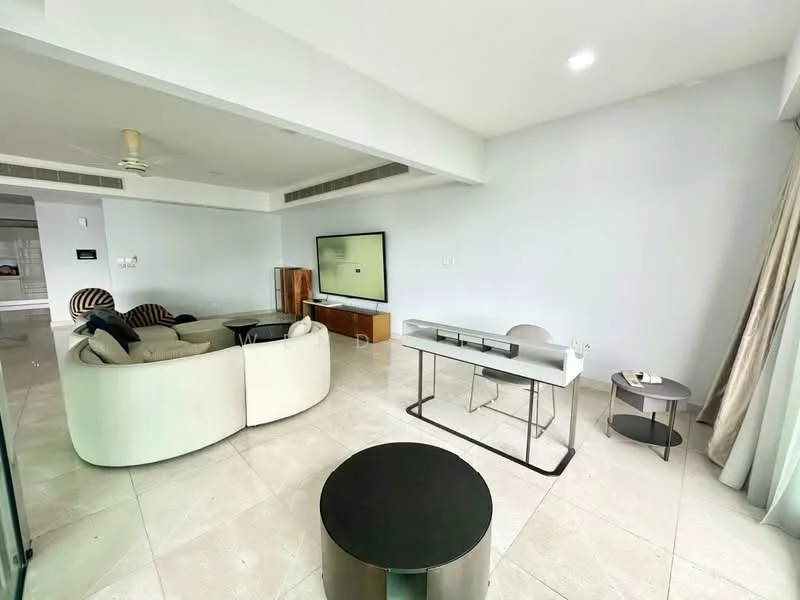 Living features: white painted walls, marble tile flooring, 5-blade ceiling fan, large flat-screen TV, wooden TV console, round black coffee table, modern side table, sectional sofa in light fabric, large windows with sheer curtains; style: modern.