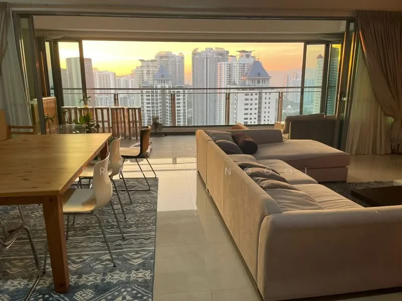 Living features: L-shape sectional sofa in light grey, wooden dining table with 4 chairs, area rug with geometric pattern, floor-to-ceiling windows, city skyline view, curtains, recessed downlights, tile flooring; style: modern; view: city.