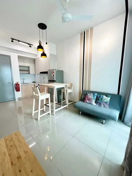 Living features: white painted walls, grey accent wall, glossy tile flooring, 5-blade ceiling fan with light, sofa bed in grey, 4-seater dining table, wooden dining chairs, decorative cushions with tropical pattern, recessed lighting, kitchenette with cabinets, stainless-steel fridge; style: modern.