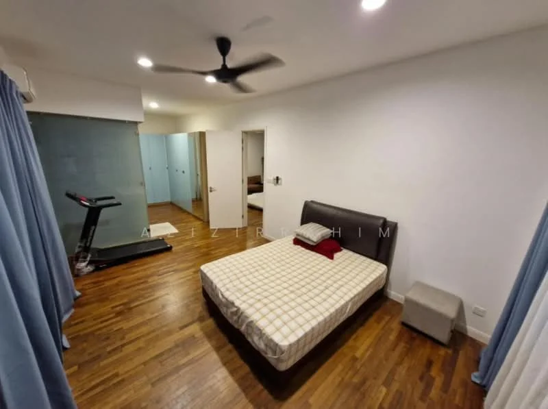 Bedroom features: queen-size bed, upholstered headboard, wooden flooring, 5-blade ceiling fan, wall-mounted air conditioning unit, decorative throw pillow, nightstand, curtains, built-in wardrobe with sliding doors, exercise treadmill; style: modern.