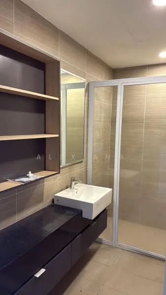 Bathroom features: single-sink vanity with black cabinet, white square ceramic sink, chrome basin mixer faucet, framed mirror, glass shower enclosure, tile cladding on walls, light-colored floor tiles, open shelving above vanity, recessed downlights; style: modern.