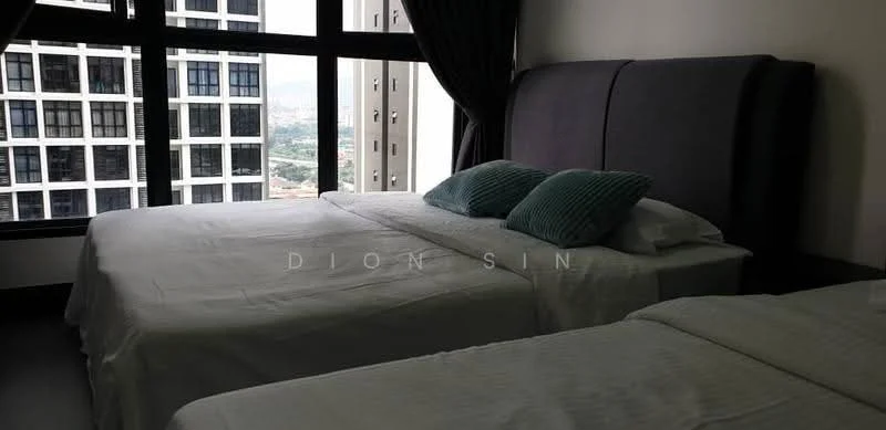 Bedroom features: king-size bed with upholstered headboard, two single beds, white bedding, decorative cushions in teal, floor-to-ceiling windows, curtains, city view, grey walls, laminate flooring; style: modern; view: city.