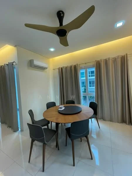Dining features: round wooden dining table, 5 upholstered dining chairs in grey, 5-blade ceiling fan in black, wall-mounted split AC, floor-to-ceiling windows, sheer curtains, white painted walls, glossy tile flooring, recessed LED downlights; style: modern.