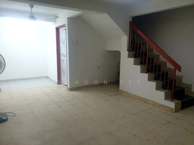 2sty House, Taman Serdang Raya, Serdang, Seri Kembangan, Serdang Raya, Seri Kembangan — view 2 of 5 in Serdang Raya — for Rent