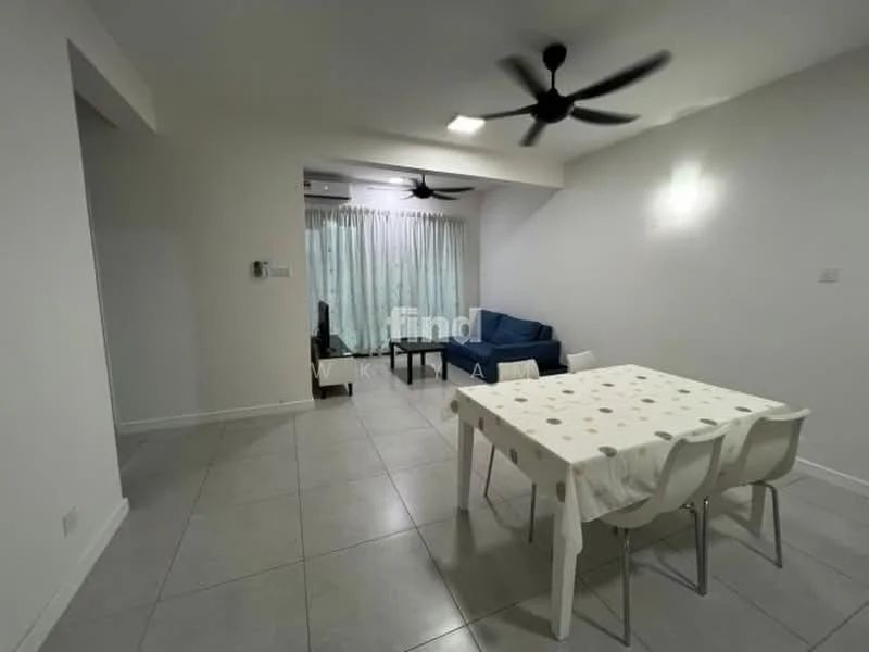 Living features: grey tiled flooring, white painted walls, 5-blade ceiling fan with light, sofa in blue fabric, dining table with white tablecloth, 4 white dining chairs, curtains with sheer fabric, recessed ceiling lights; style: modern.