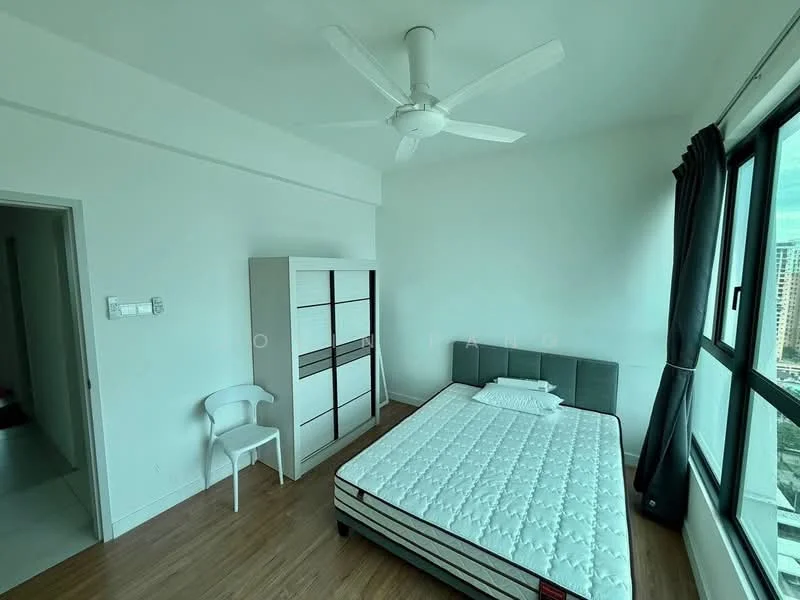 Bedroom features: white painted walls, wooden flooring, 5-blade ceiling fan, large windows with city view, queen-size bed, upholstered headboard, white chair, built-in wardrobe with sliding doors, bedside table, bedding with pillow; style: modern; view: city.