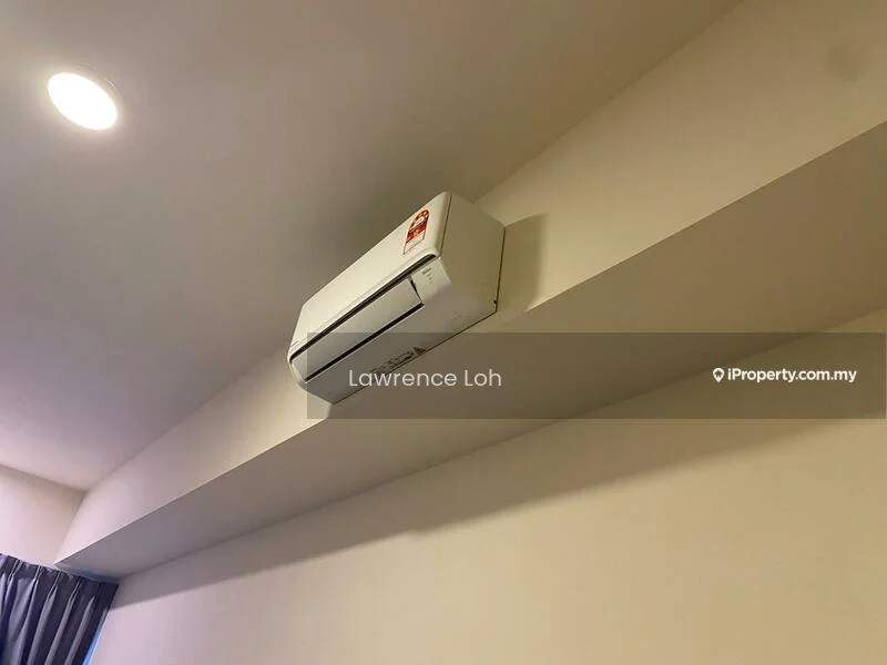Room features: wall-mounted split AC, recessed ceiling lights, neutral wall colour, curtains, smooth ceiling.