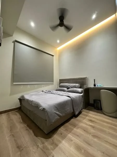 Bedroom features: king-size bed with grey bedding, upholstered headboard, 2 bedside lamps, study desk with chair, wooden flooring, ceiling fan, recessed LED downlights, roller blinds, decorative wall lighting, neutral wall color; style: modern.