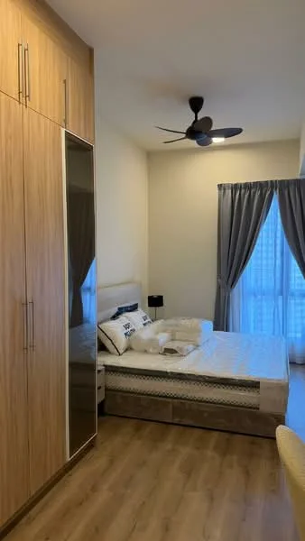 Bedroom features: queen-size bed with white bedding, upholstered headboard, wooden flooring, built-in wardrobe with mirrored door, ceiling fan with light, curtains in grey, nightstand with lamp, decorative pillows; style: modern; view: city.