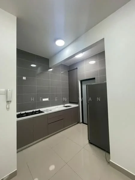 Kitchen features: grey tiled backsplash, white cabinets, built-in gas hob, stainless-steel fridge, white countertop, recessed ceiling lights, cream floor tiles, wall-mounted phone, single-bowl stainless-steel sink; style: modern.