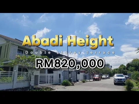 Exterior type: linked terrace house; features: two-storey building, white painted facade, green accents on facade, manicured lawn, paved walkway, surrounded by greenery, driveway, street view, clear blue sky; style: modern.