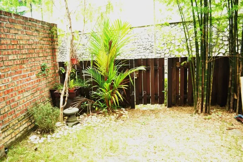 Exterior type: landscape garden; features: brick wall, wooden fence, bamboo plants, potted plants, stone pathway, grass lawn, decorative stone feature; style: tropical-modern.