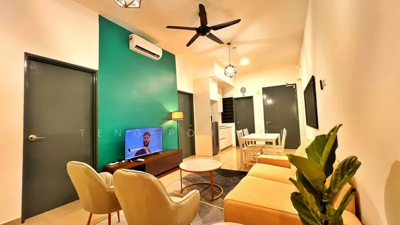 Living features: cream painted walls, green accent wall, wall-mounted TV, wooden TV console, 2 beige armchairs, beige sofa, coffee table, area rug, ceiling fan, wall-mounted air conditioning unit, dining table with chairs, recessed lighting; style: modern.