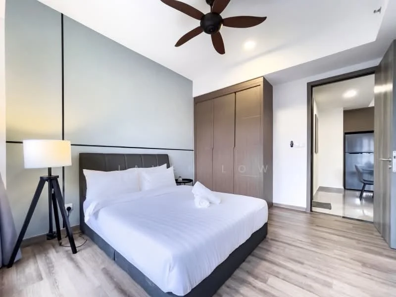 Bedroom features: queen-size bed with white bedding, upholstered headboard, wooden flooring, ceiling fan with 5 blades, built-in wardrobe with sliding doors, table lamp on bedside table, decorative wall with grey paneling, natural light from window, neutral color scheme; style: modern.
