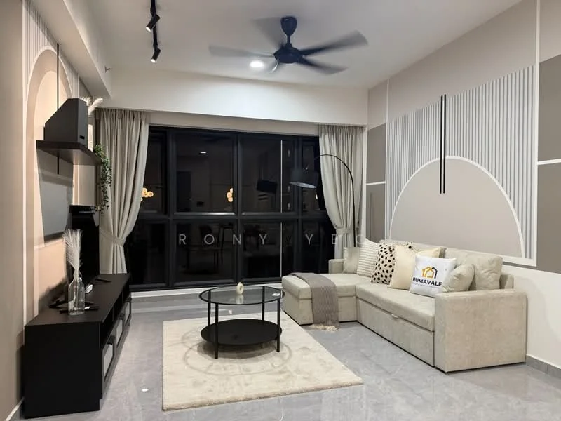 Living features: light grey fabric L-shape sectional sofa, glass coffee table, area rug with neutral tones, wall-mounted TV, black TV console, 5-blade ceiling fan, curtains in light beige, decorative wall with geometric patterns, recessed lighting, large sliding glass doors, grey tiled flooring; style: modern.
