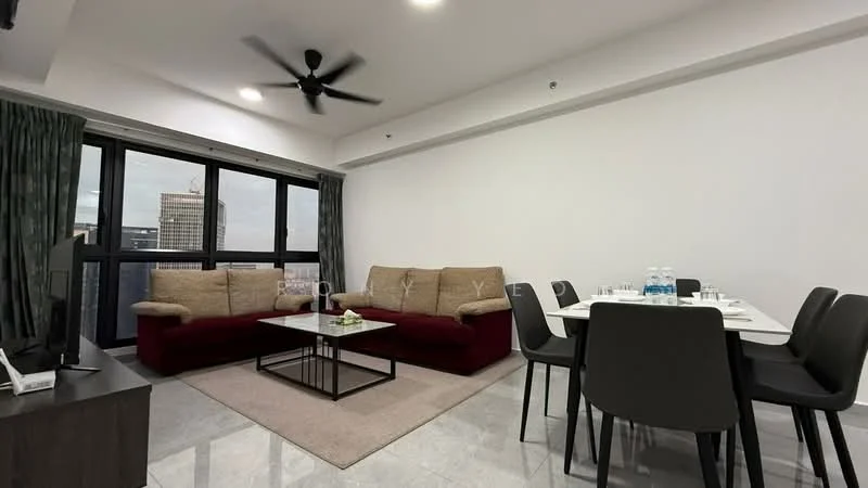 Living features: 5-blade ceiling fan, sofa in beige fabric, 2-seater sofa in red fabric, coffee table with black frame, area rug, floor-to-ceiling windows, curtains in green fabric, TV console, wall-mounted TV; style: modern; view: city. Dining features: 6-seater dining table, black dining chairs, table set with plates and glasses, decorative centerpiece; style: modern; view: city.