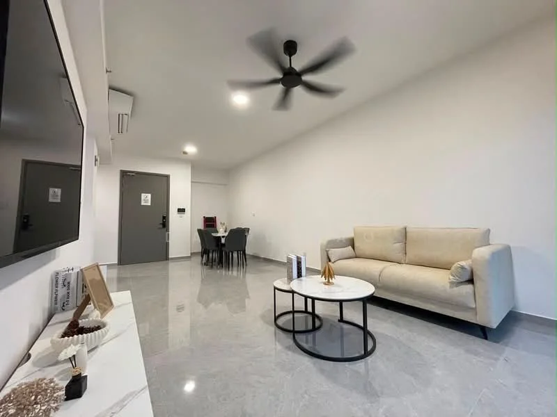 Living features: light grey fabric sofa, round coffee table with black metal base, flat-screen TV mounted on wall, marble tile flooring, white painted walls, 5-blade ceiling fan, wall-mounted air conditioning unit, dining table with four chairs, decorative items on console table; style: modern.