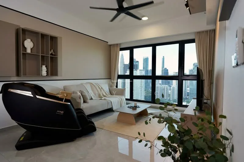 Living features: 3-seater fabric sofa in beige, coffee table, wall-mounted TV, floor-to-ceiling windows, city view, light-colored walls, marble tile flooring, ceiling fan with light, decorative plant in pot, built-in shelving unit, curtains, area rug; style: modern; view: city.