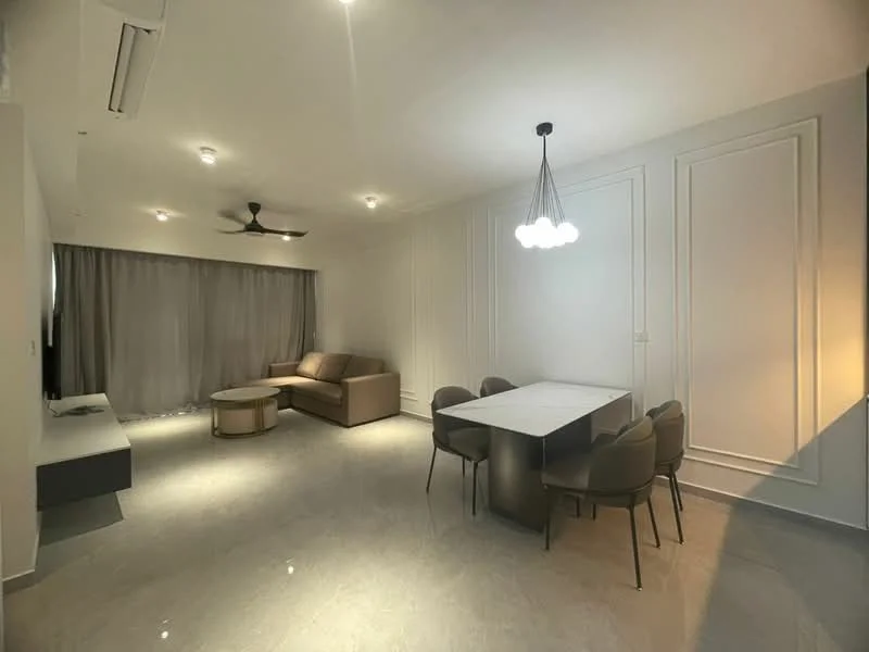 Living features: 3-seater fabric sofa in beige, round coffee table with metallic base, dining table for 6 with white surface, upholstered dining chairs in grey, floor-to-ceiling windows with sheer curtains, recessed downlights, 5-blade ceiling fan, marble tile flooring, white painted walls with decorative paneling, TV console against wall; style: modern.