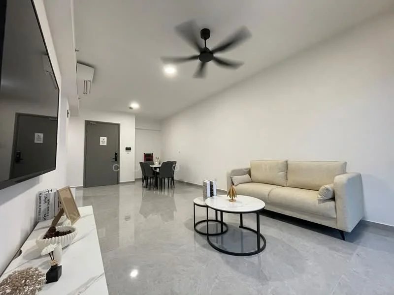 Living features: light grey marble tile flooring, white painted walls, 5-blade ceiling fan with light, sofa in beige fabric, round coffee table with black metal base, TV console, wall-mounted TV, dining table with four chairs, air conditioning unit, decorative items on console; style: modern.