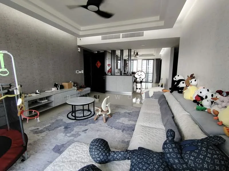 Living features: light grey painted walls, dark grey accent wall, wall-mounted TV, 3-seater fabric sofa in light grey, coffee table with circular glass top, area rug with abstract pattern, ceiling fan, decorative plush toys, built-in shelving unit, large windows with natural light, open layout to kitchen, wooden flooring; style: modern; view: city.