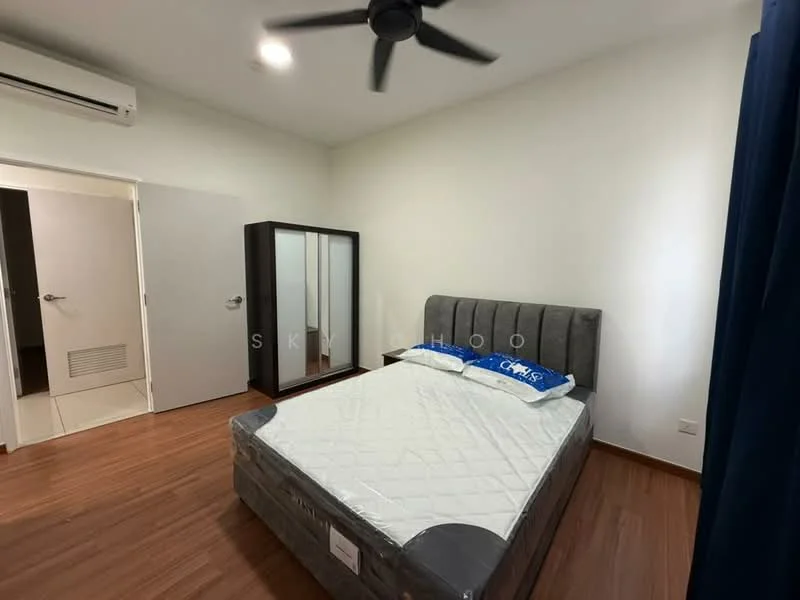 Bedroom features: queen-size bed, upholstered headboard, bedside lamps, built-in wardrobe with mirror, wooden flooring, ceiling fan, white painted walls, window with blue curtains, air conditioning unit; style: modern.