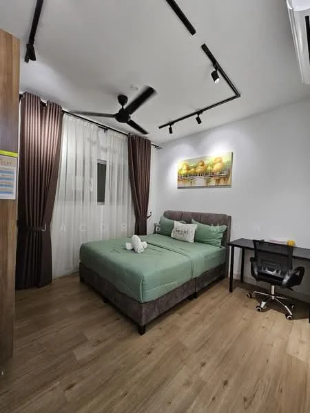 Bedroom features: queen-size bed with green bedding, upholstered headboard, wooden flooring, 5-blade ceiling fan, recessed downlights, curtains, wall-mounted artwork, study desk with chair, built-in wardrobe; style: modern.