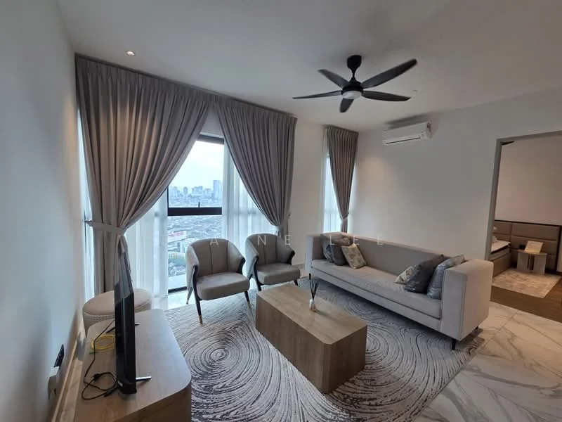Living features: 3-seater fabric sofa in light grey, wooden coffee table, floor-to-ceiling windows, sheer curtains, 5-blade ceiling fan with light, wall-mounted TV, decorative area rug with geometric pattern, air conditioning unit; style: modern; view: city.