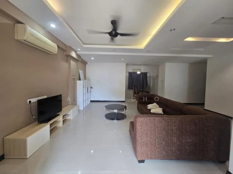 Living features: 3-seater fabric sofa in brown, coffee table with glass top, TV console with storage, wall-mounted TV, ceiling fan with light, recessed LED downlights, white walls, tile flooring, large window with curtain, air conditioning unit; style: modern.