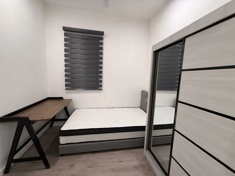 Bedroom features: single bed mattress on grey base, wooden desk with black frame, mirror-fronted wardrobe, grey accent wall, white painted walls, laminate flooring, roller blinds on window; style: modern.
