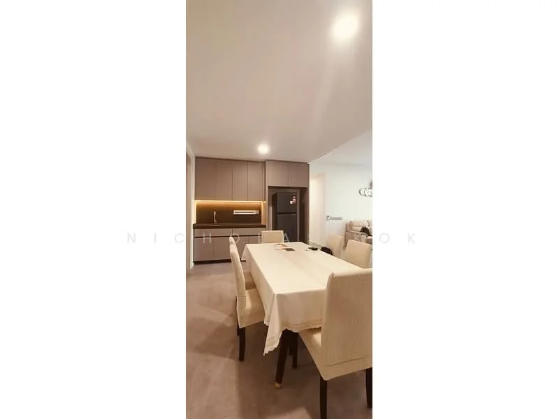 Dining features: 6-seater dining table, beige upholstered dining chairs, cream tablecloth, recessed LED downlights, built-in cabinetry, stainless-steel fridge, kitchen island with seating, neutral wall colour, carpet flooring, modern pendant light; style: modern. Kitchen features: built-in oven, stainless-steel range hood, flat-panel cabinetry in brown, quartz countertop, kitchen island, recessed lighting; style: modern.