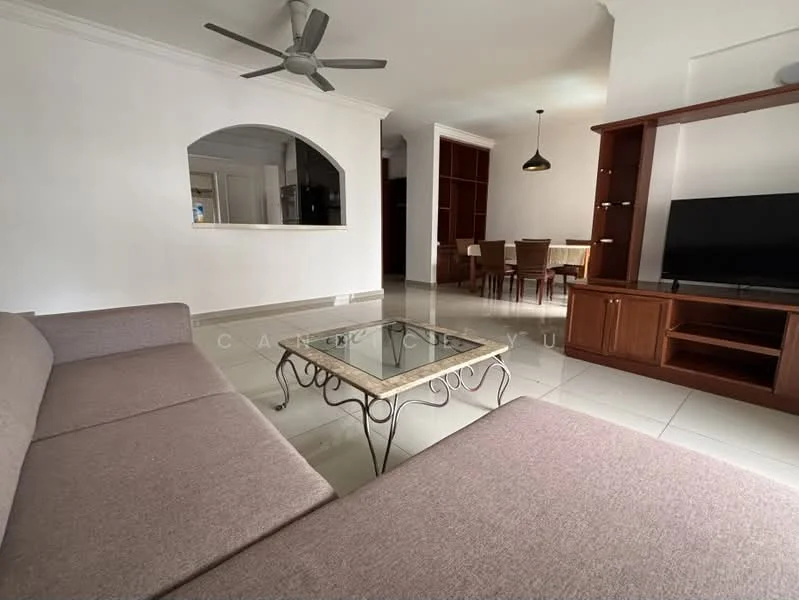 Living features: 3-seater fabric sofa in light grey, coffee table with metal frame and glass top, wall-mounted TV, TV console with wooden finish, ceiling fan with 5 blades, recessed downlights, tile flooring, open layout to dining area, decorative wall niche, neutral wall color; style: contemporary.
